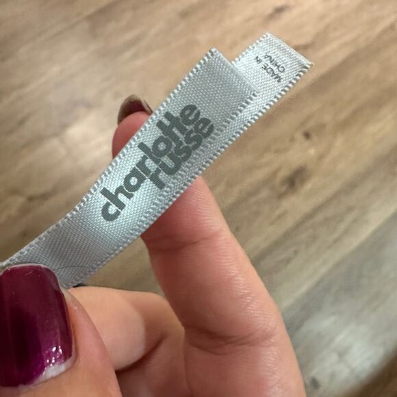 🍷Charlotte Russe navy and white feather print circle scarf early 00’s era - Picture 4 of 4